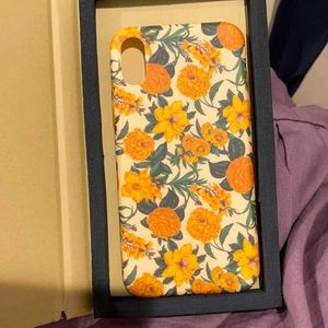 iPhone 10 Floral Case 🌼🍃🌻 Unique Vintage